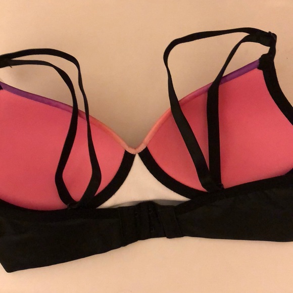 Pink Victoria’s Secret cool comfy sports bra XS - Picture 2 of 5